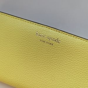 Kate Spade Wallet Slim Bifold in Limelight